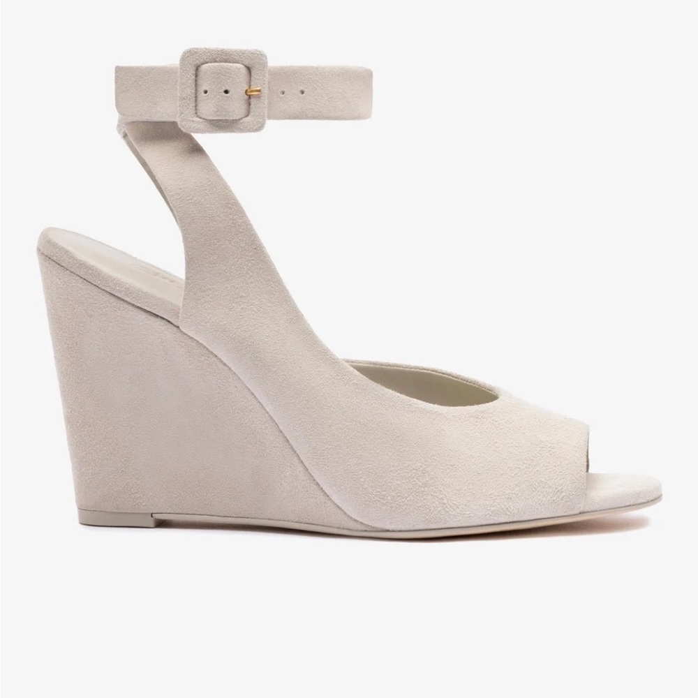 NWT Deena By Larroudé Wedge Sandal In Mushroom Grey Suede 6.5